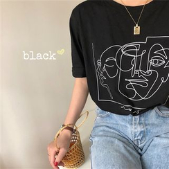 CosmoCorner - Short-Sleeve Face Print T-Shirt CosmoCorner - Short-Sleeve Face Print T-Shirt