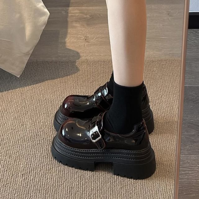 Vindler-Platform Buckled Patent Leather Shoes