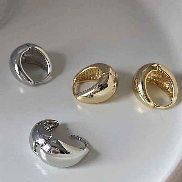Sharkkira-Metallic Huggie Earring