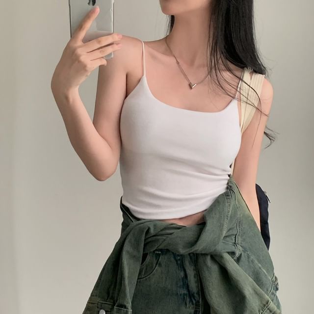 MIKIGA-Plain Padded Crop Camisole Top