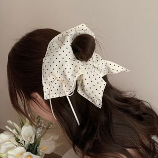 Daeuni-Dot Scrunchie