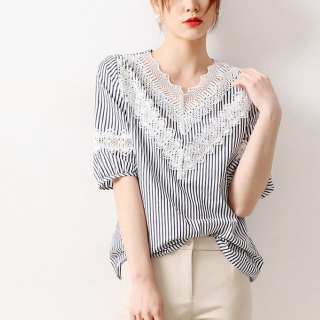 Lewwe-Elbow-Sleeve V-Neck Striped Lace Panel Blouse