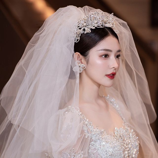 Kanzashi-Layered Wedding Veil