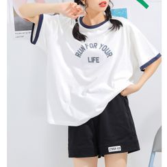 Jamong - Short-Sleeve Lettering T-Shirt