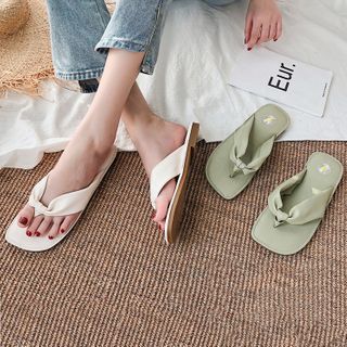 plain flip flops