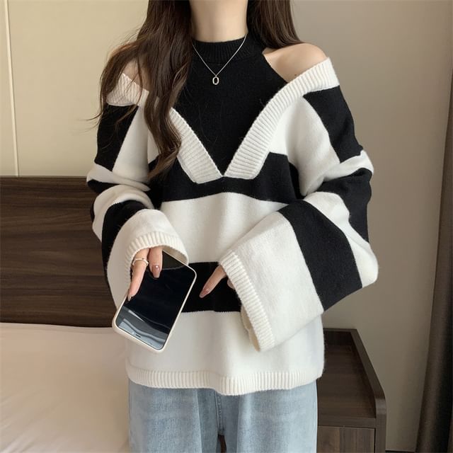 Sisyphi-Cold Shoulder Striped Mock Two Piece Oversized Sweater