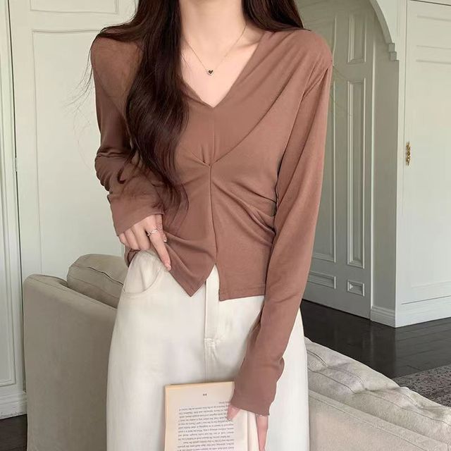 Everose-Long-Sleeve V-Neck Plain Slit Slim Fit Tee