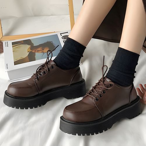 Brown Leather Lace-up Shoe With Square Toe Vintage Woman Brand 