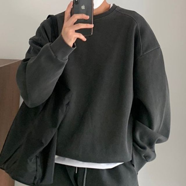 Okwano-Crew Neck Plain Sweatshirt