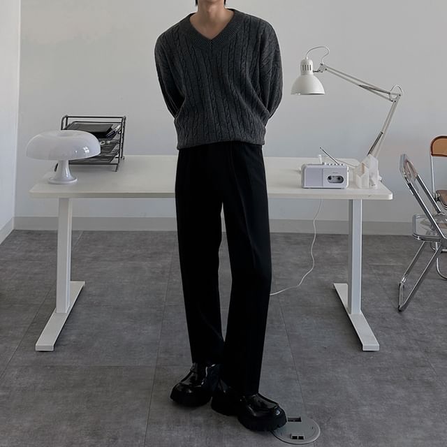 MRCYC-V-Neck Plain Cable-Knit Sweater