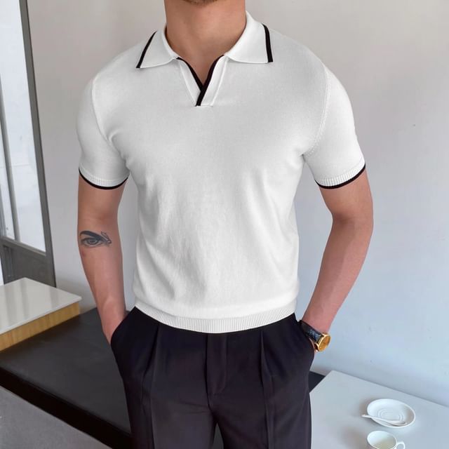 Phoneus-Short-Sleeve Collared Contrast Trim Knit Top