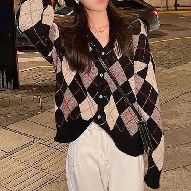 Robynn V-Neck Argyle Print Button-Up Cardigan YesStyle