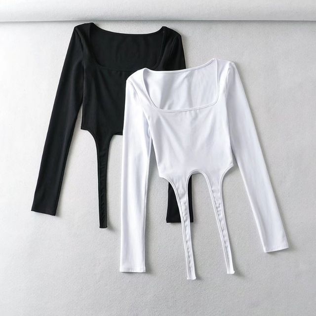 Sluggola - Long-Sleeve Strappy Crop Top 