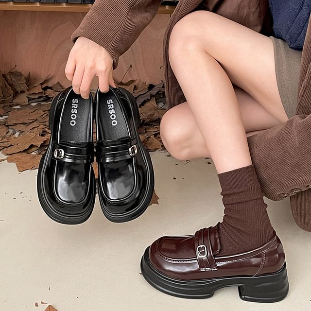 SouthBay Shoes-Platform Plain Buckled Loafers