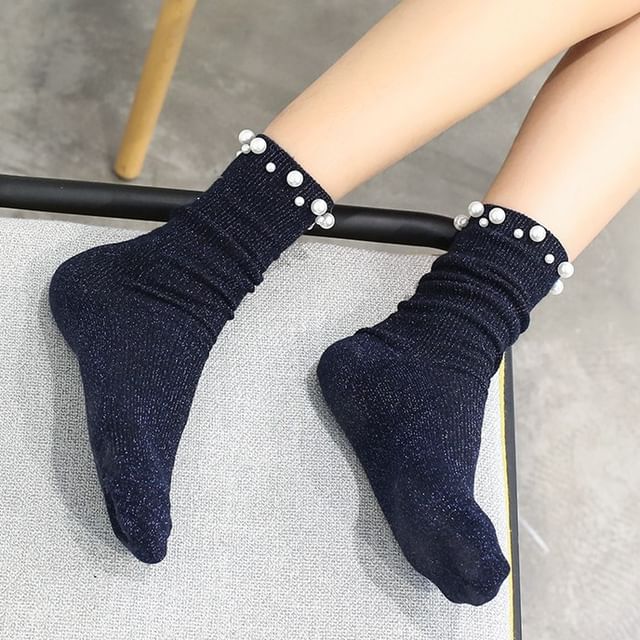 Gentiana-Plain Faux Pearl Crew Socks