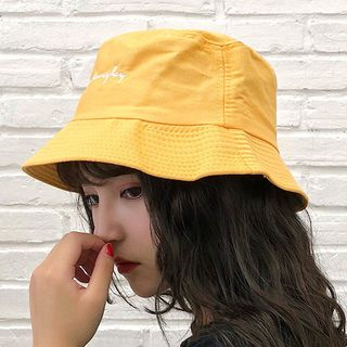 pompabee bucket hat