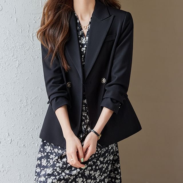 Skyheart-Peak Lapel Plain Double-Breasted Blazer