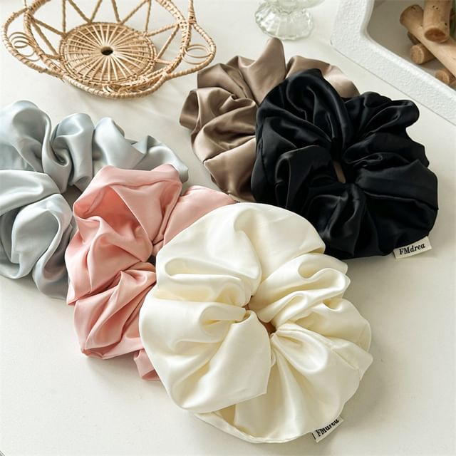 enthice-Plain Scrunchie