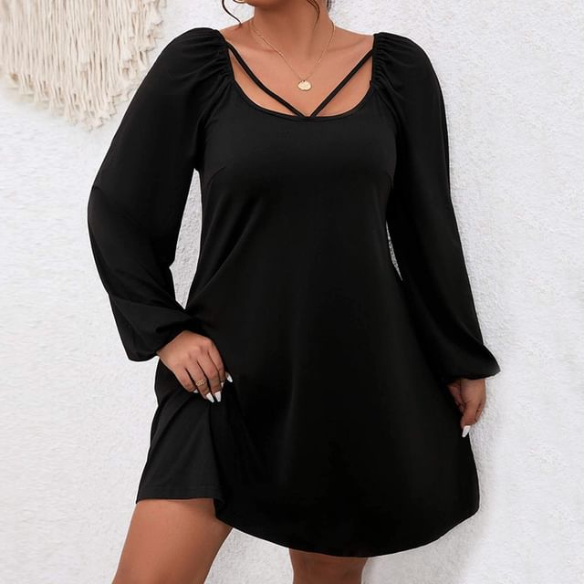 PlusPretty-Plus Size Long-Sleeve Square Neck Plain Mini A-Line Dress