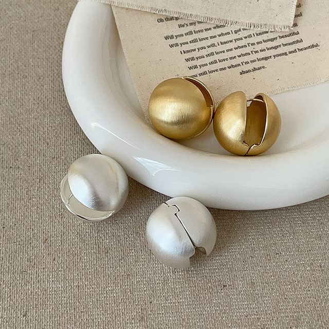 Panda Dama-Sterling silver Dome Stud Earring