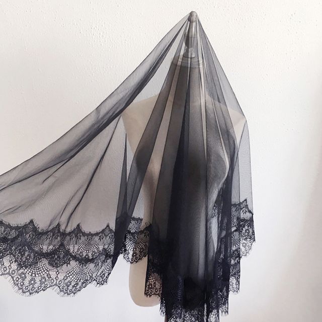 Drexxiax-Lace Panel Veil
