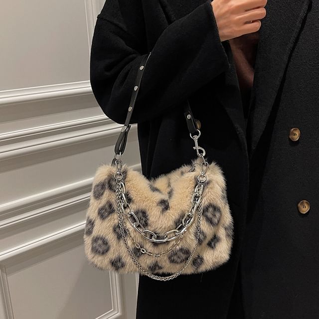 Letheroni-Chain Strap Leopard Print Fluffy Crossbody Bag