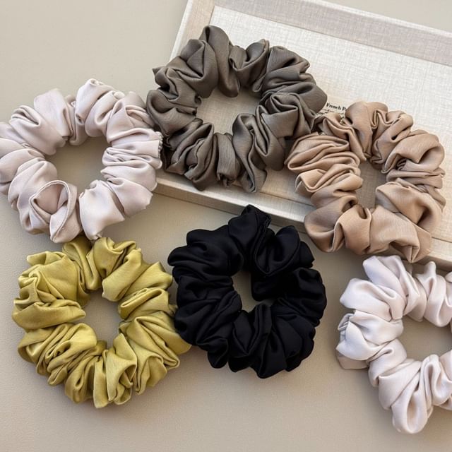 Kayochs-Plain Satin Scrunchie