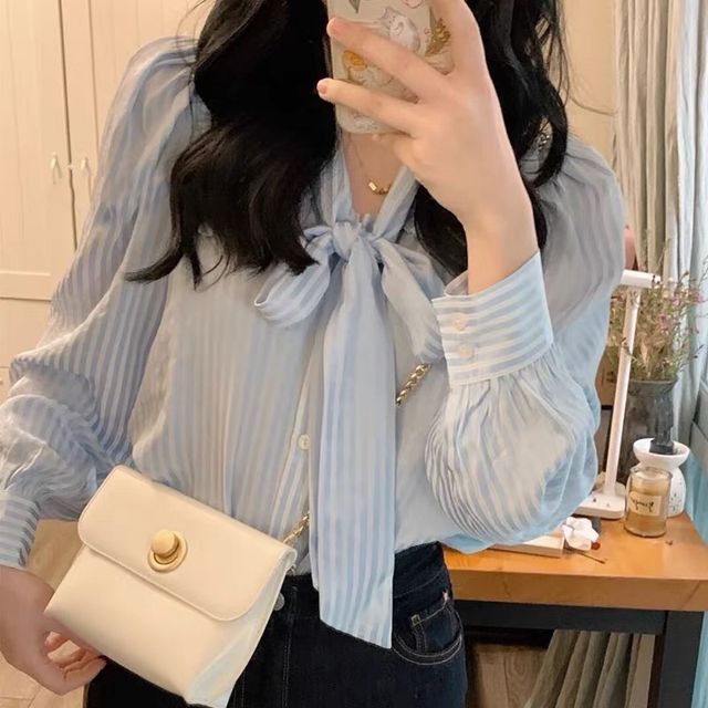 Everose-Long-Sleeve Tie Neck Striped Blouse