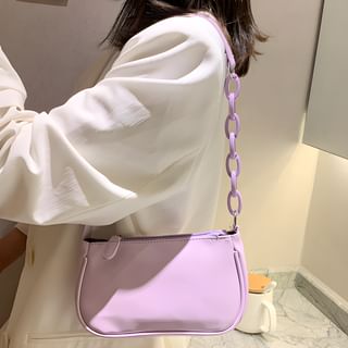 plain shoulder bag