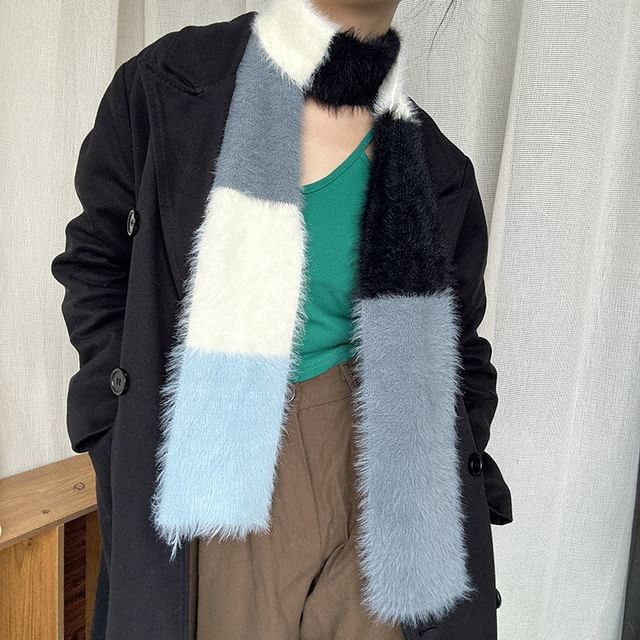 Epoch-Color Block Knit Scarf