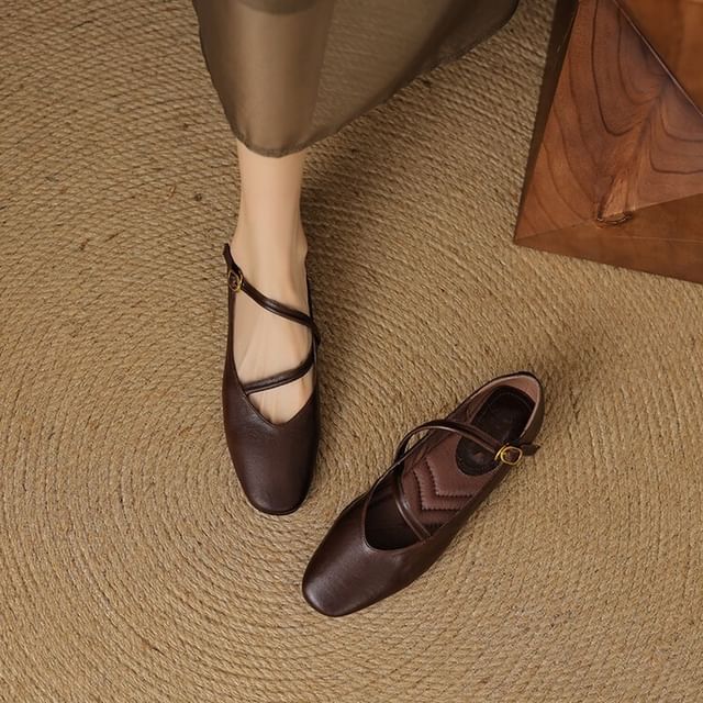 Karlao-Faux Leather Pointed Flats