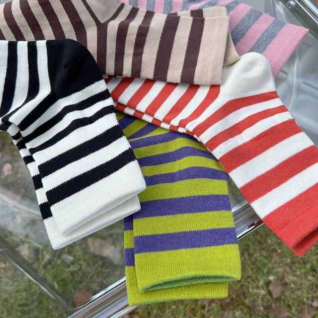 Socka - Set of 2: Striped Socks | YesStyle