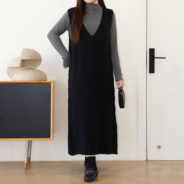 Telipino - Plus Size V-Neck Midi Overall Knit Dress | YesStyle