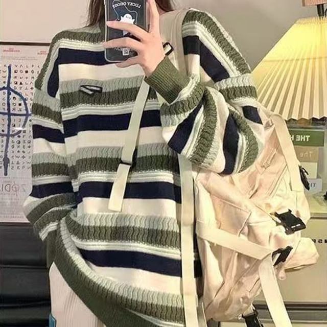 Everose-Crew Neck Striped Sweater