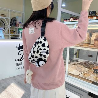 fluffy sling bag