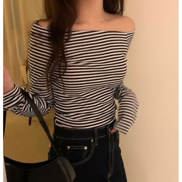 Hollister striped off store the shoulder top