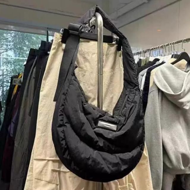 Mulgam-Plain Quilted Crossbody Bag