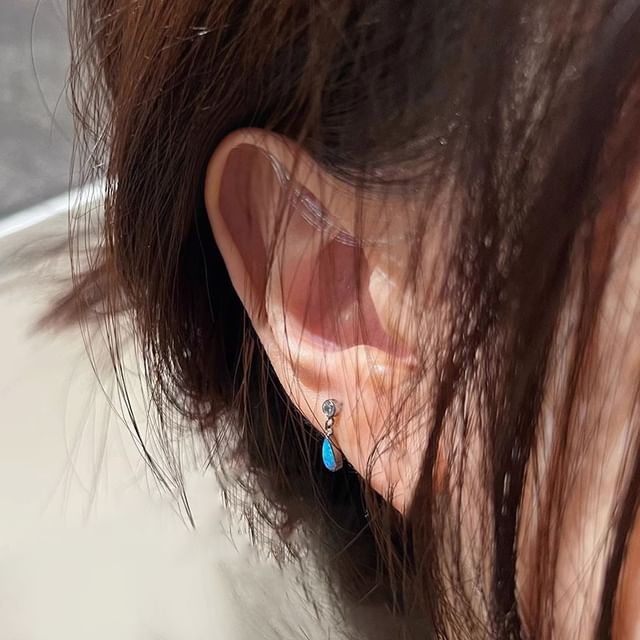 Dashiro-Waterdrop Ear Stud