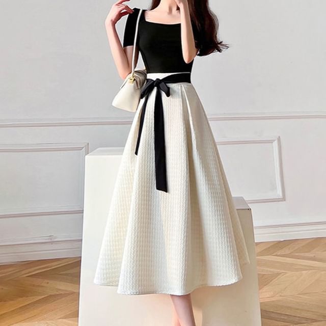 Dragan Pulse-Set Short-Sleeve Square Neck Plain Sashed Slim Fit Top High Rise Midi A-Line Knit Skirt