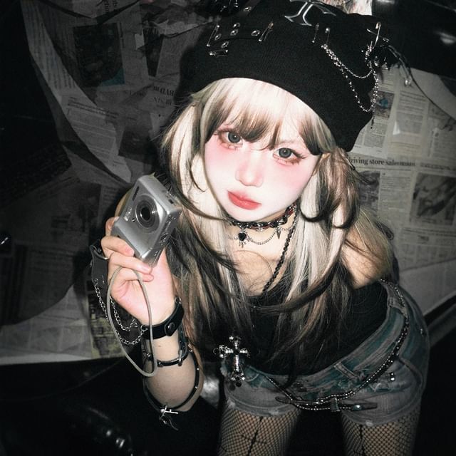 Jellyfish-Long Full Wig - Straight Highlight
