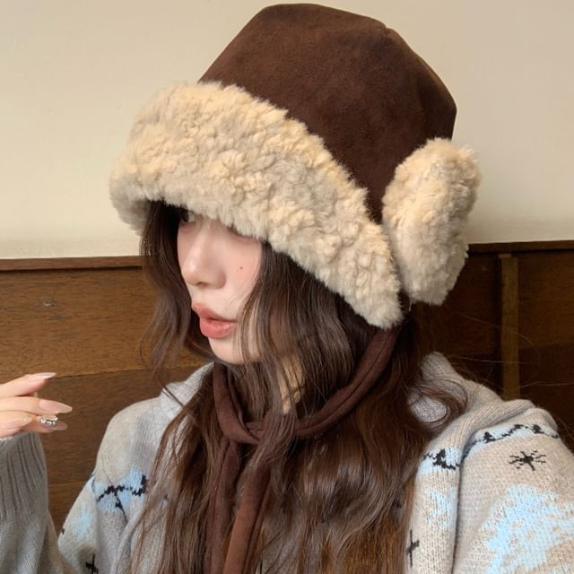 4-4 STUDIO-Two Tone Fluffy Trim Cloche Hat