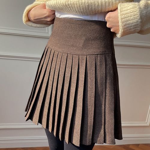 Pleat Herringbone Mini Skirt