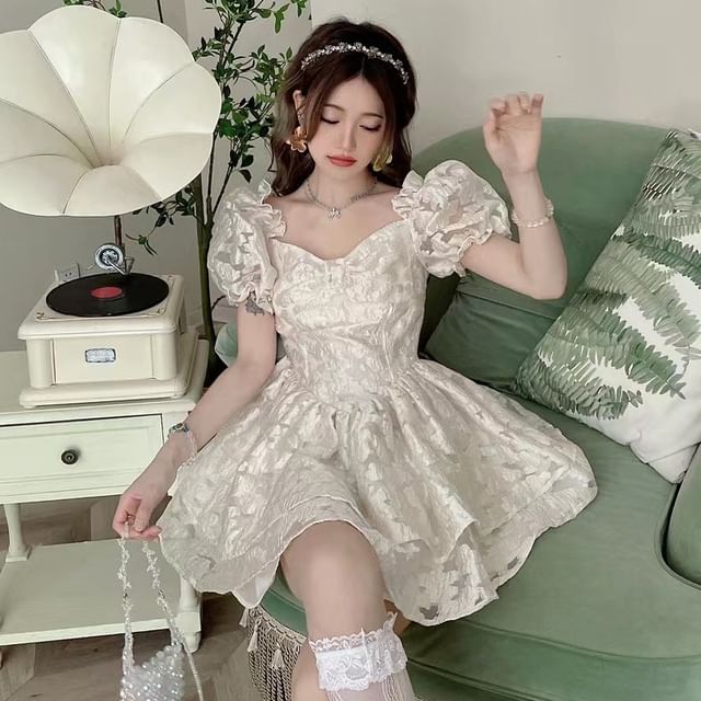 Rustie - Puff-Sleeve V-Neck Floral Jacquard Frill Trim