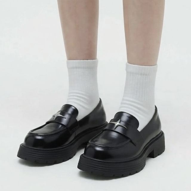 SouthBay Shoes-Star Accent Platform Loafers