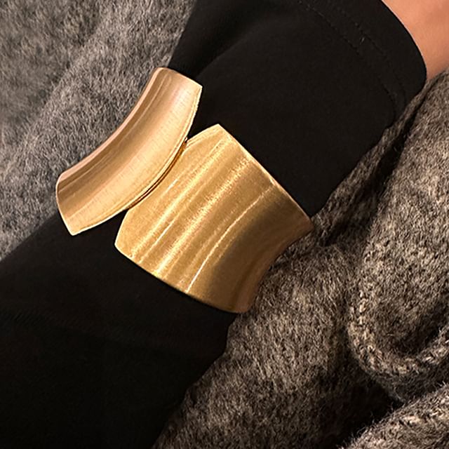 Jael-Metallic Thick Bangle