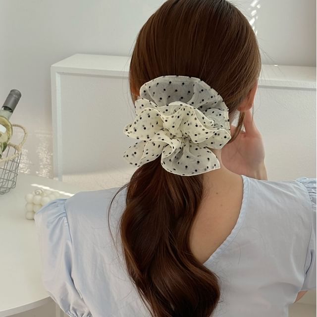 Allyrinta-Dotted Layered Scrunchie