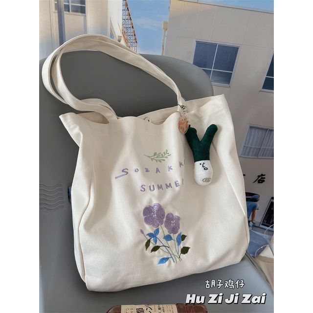 Embroidered Flowers Tote Bag - Yad LaKashish