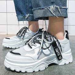 Chaoqi - Platform Panel Sneakers Chaoqi - Platform Panel Sneakers