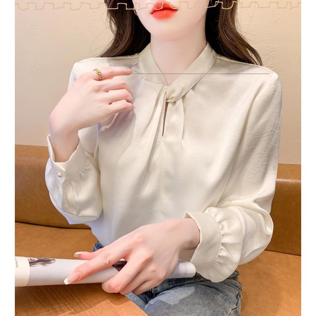 Dragan Pulse-Long Sleeve Stand Collar Plain Twist Blouse