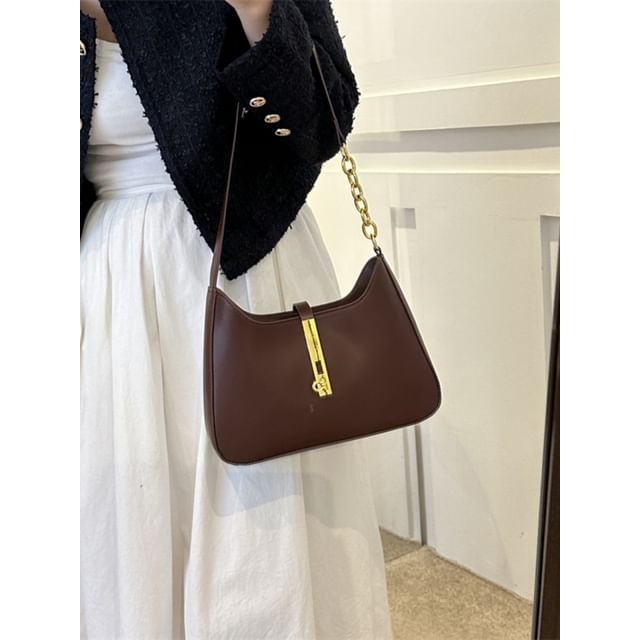 Indenis-Chain Strap Faux Leather Shoulder Bag
